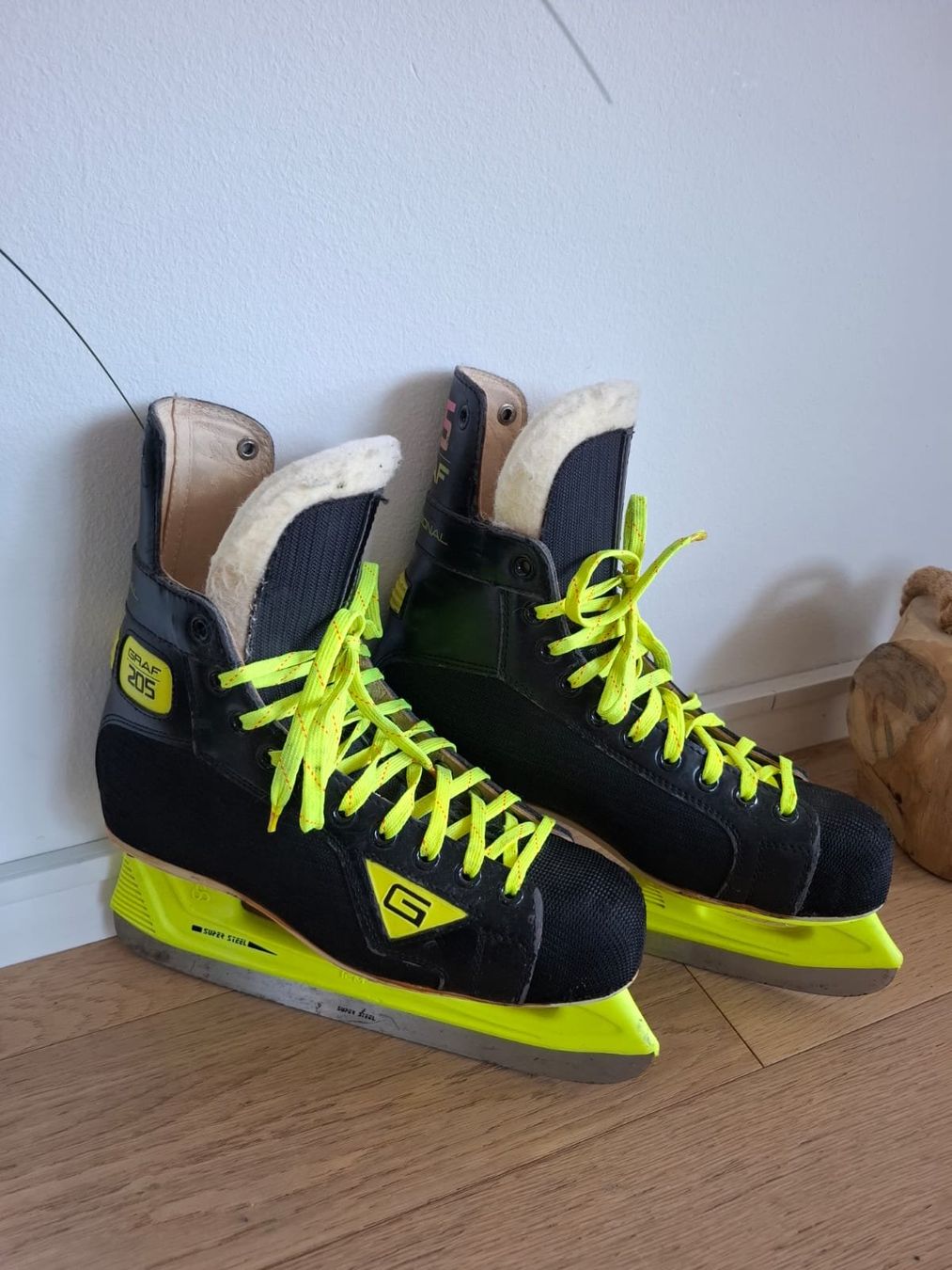 Schlittschuhe: Graf 205 Professional Eishockeyschuhe , Gr. 9 – Gebraucht aus Massagno von Michaela.F 1