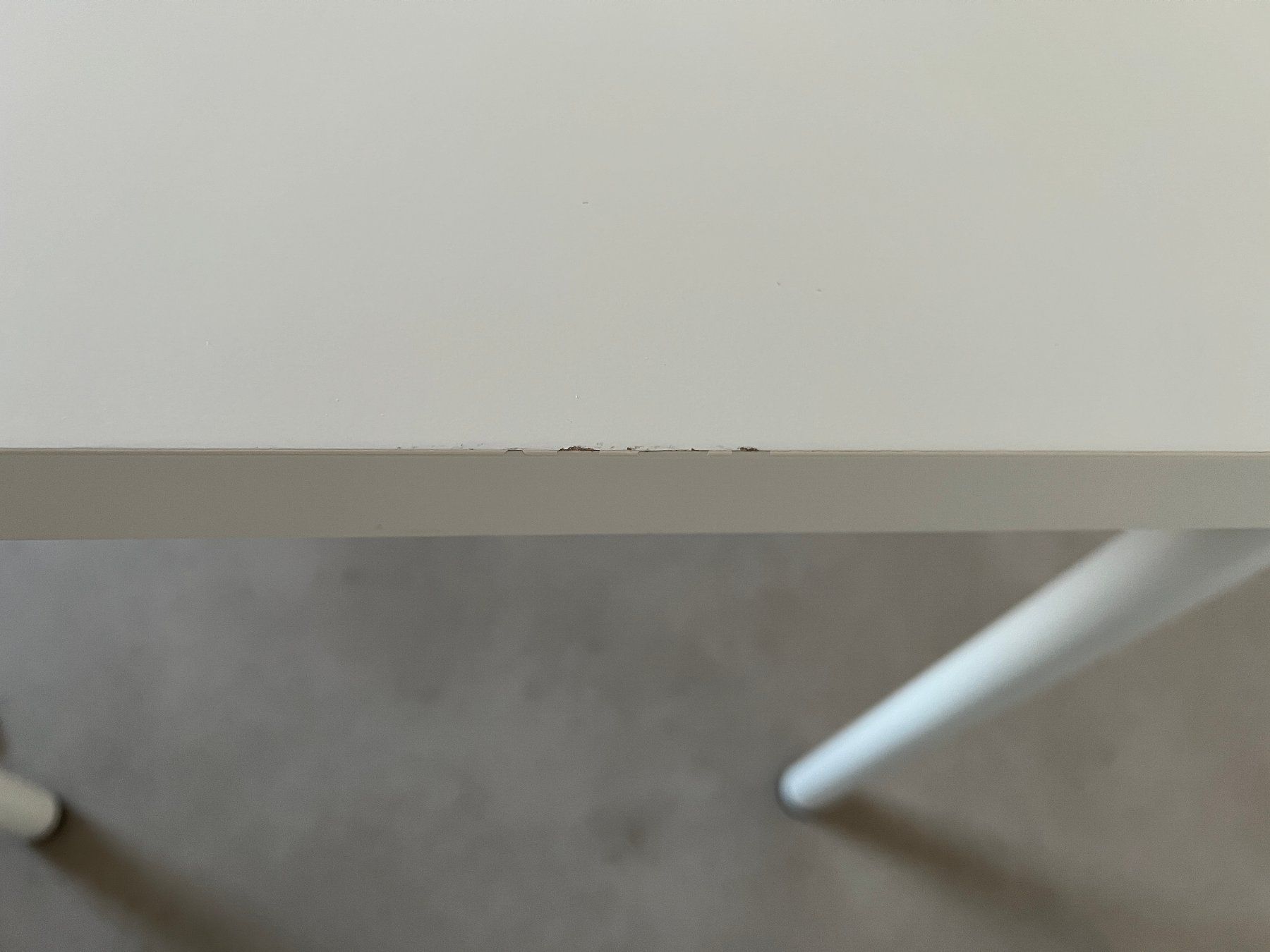 Ikea Scrivanie: IKEA Schreibtisch 150x75cm mit Korpus – Usato da Hohenrain venduto da Anirob 4