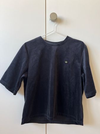 Adidas Tshirt