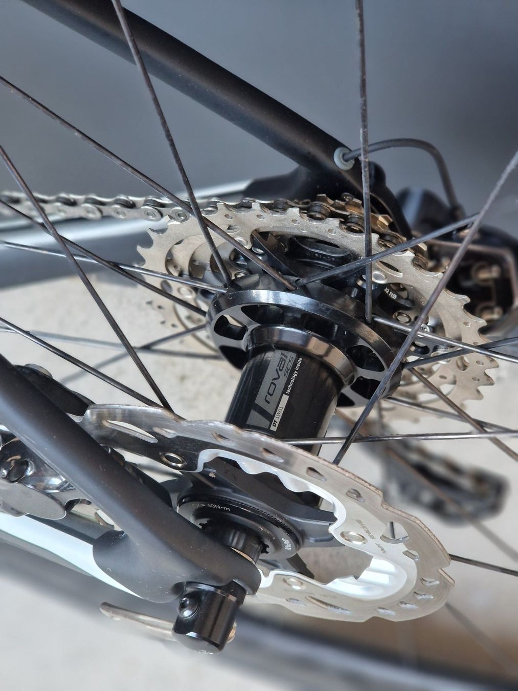 Specialized Velos: Top  Specialized  Roubaix SL4 Disc Ultegra Di-2 – Gebraucht aus Bischofszell von  5