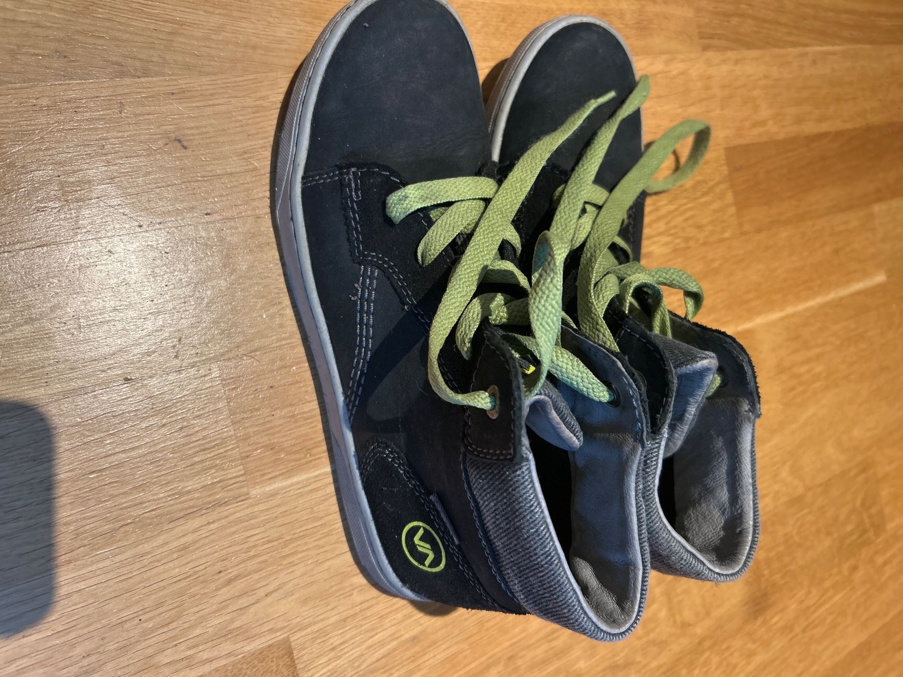 Chaussures garçon: Vado 39 – D'occasion à Luterbach par time11