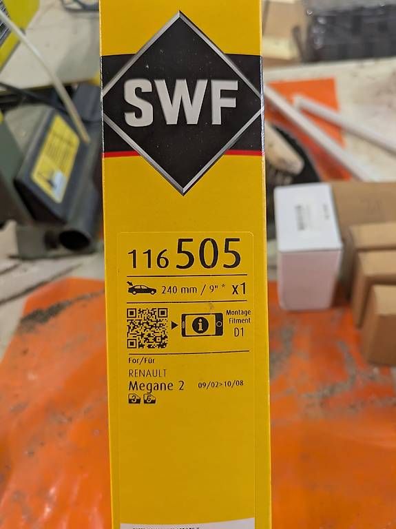 Toutes les pièces auto: SWF Heckscheibenwischerblatt – Neuf avec emballage d'origine à Schwyz par Maerchy02