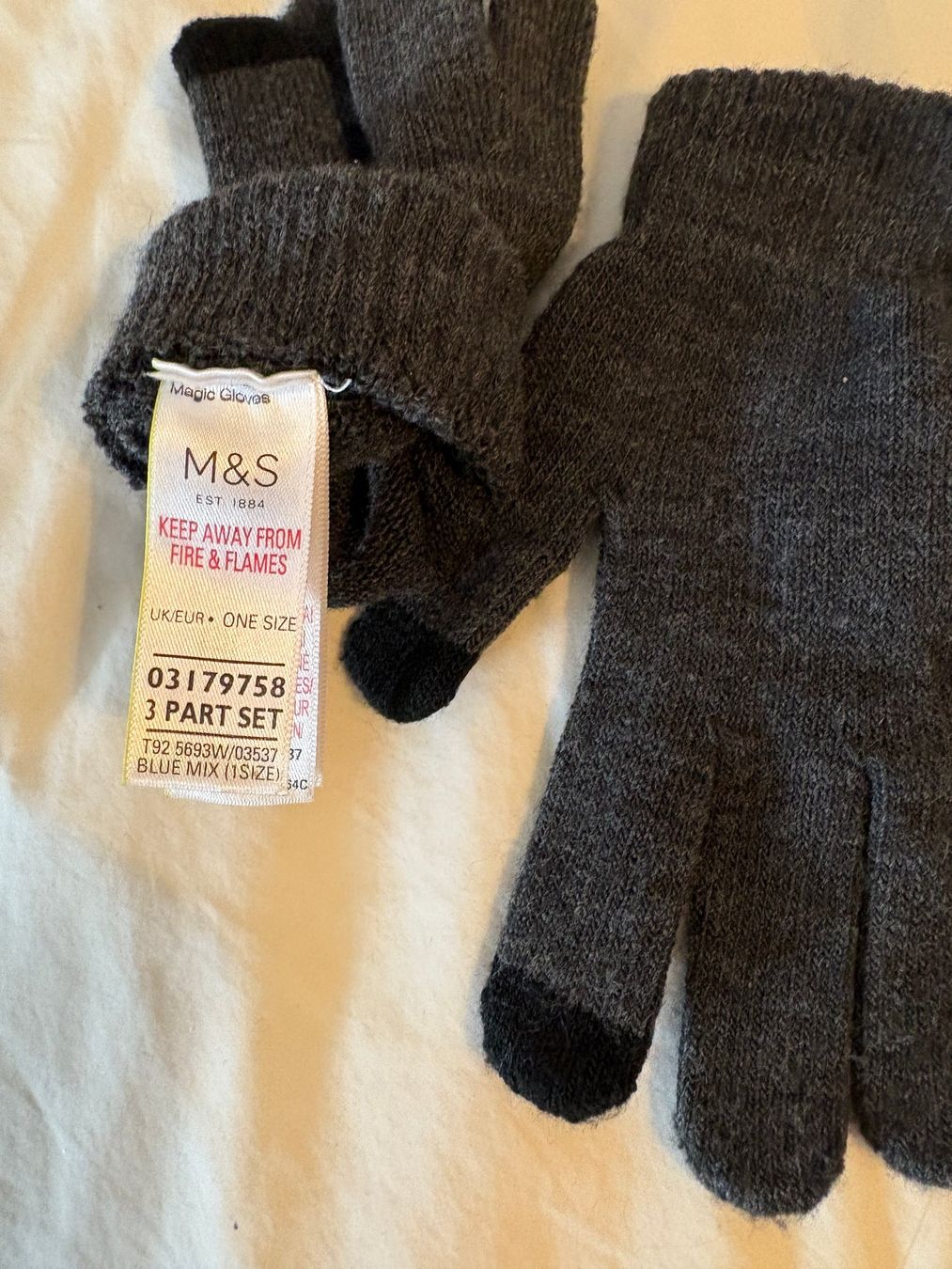 Kinderhandschuhe: Gants enfants (5 ans) – Gebraucht aus Satigny von Suisse_gigi 2