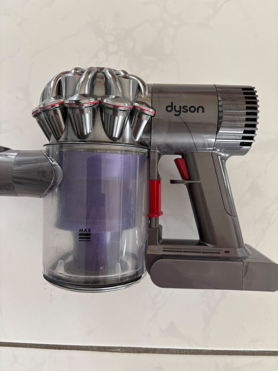 Dyson Aspirapolveri & Accessori: Staubsauger Dyson DC62 – Usato da Stans venduto da Osteophyt 4