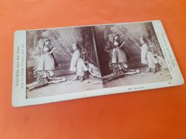 STEREOPHOTO - GENRE - ZWEI MAEDCHEN beim SPIEL - 1886