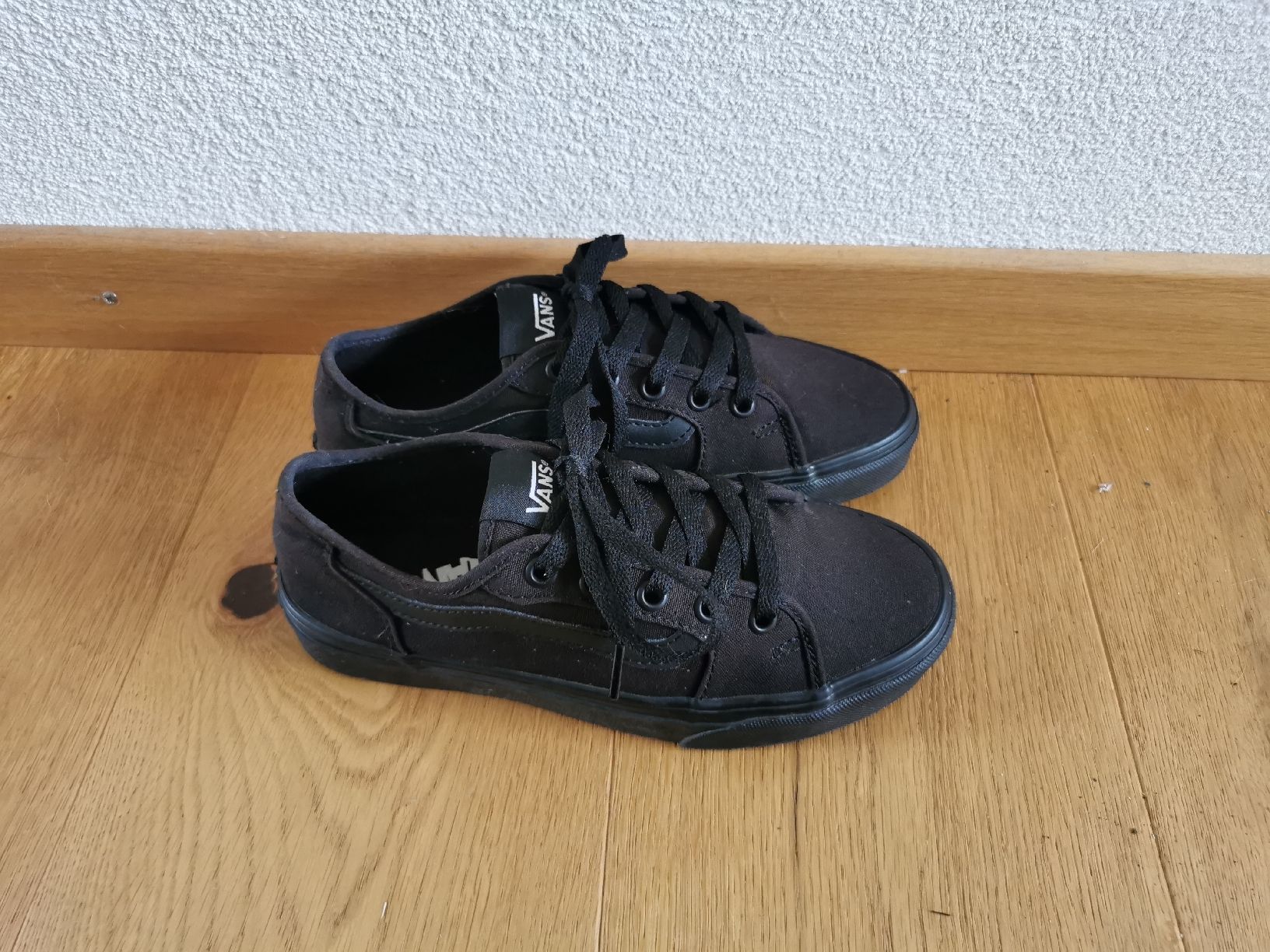 Vans Damenschuhe: Vans Sneaker Schwarz Gr.36 – Gebraucht aus Dornach von Sam_7jbk 1