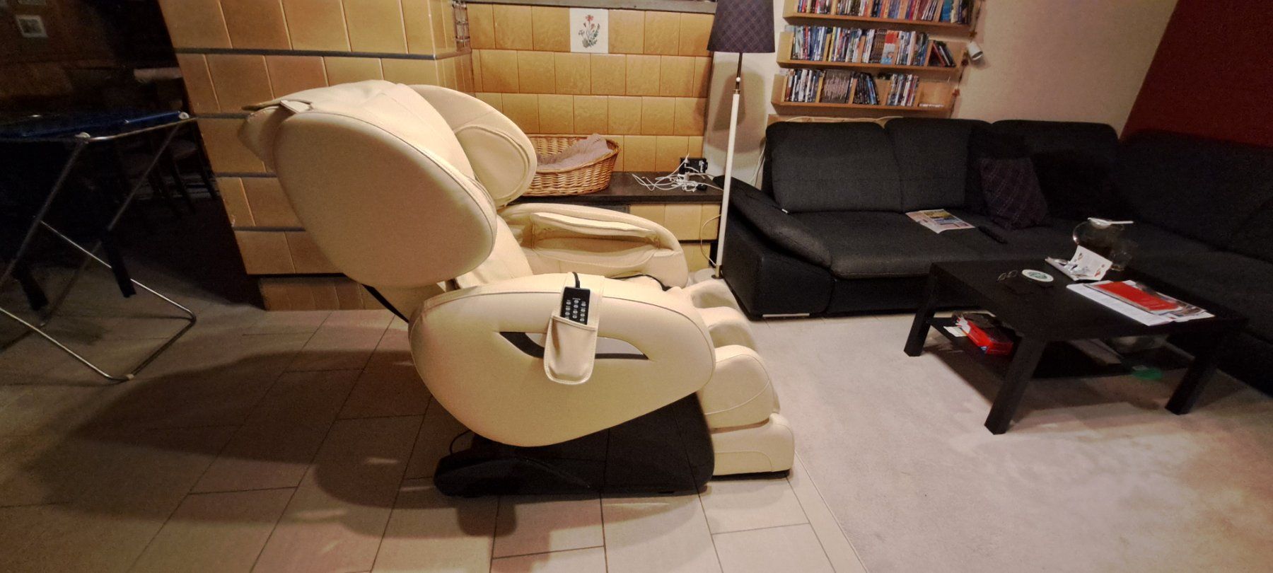 Poltrone: Massage Sessel Delux Relax Stuhl – Nuovo (secondo la descrizione) da Unterkulm venduto da Wasgischwashesch