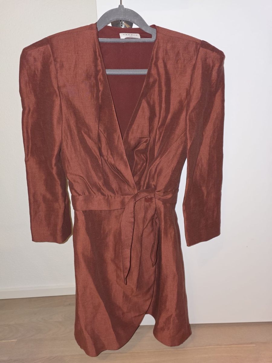 Sandro Vestiti: Sandro Kleid Sommerkleid 36 – Nuovo (secondo la descrizione) da Altendorf venduto da Aleksandrasa