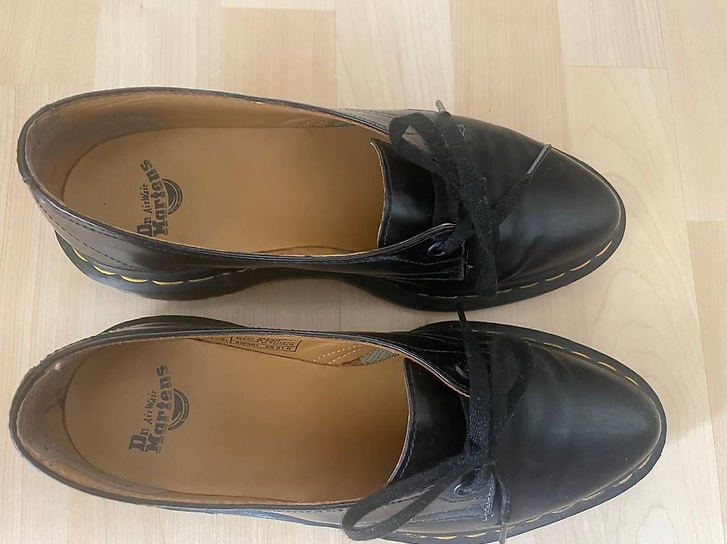 Dr. Martens Scarpe da donna: Dr Martens Halbschuh aus Leder Gr 37 – Usato da Bern venduto da urs_jsz5 1