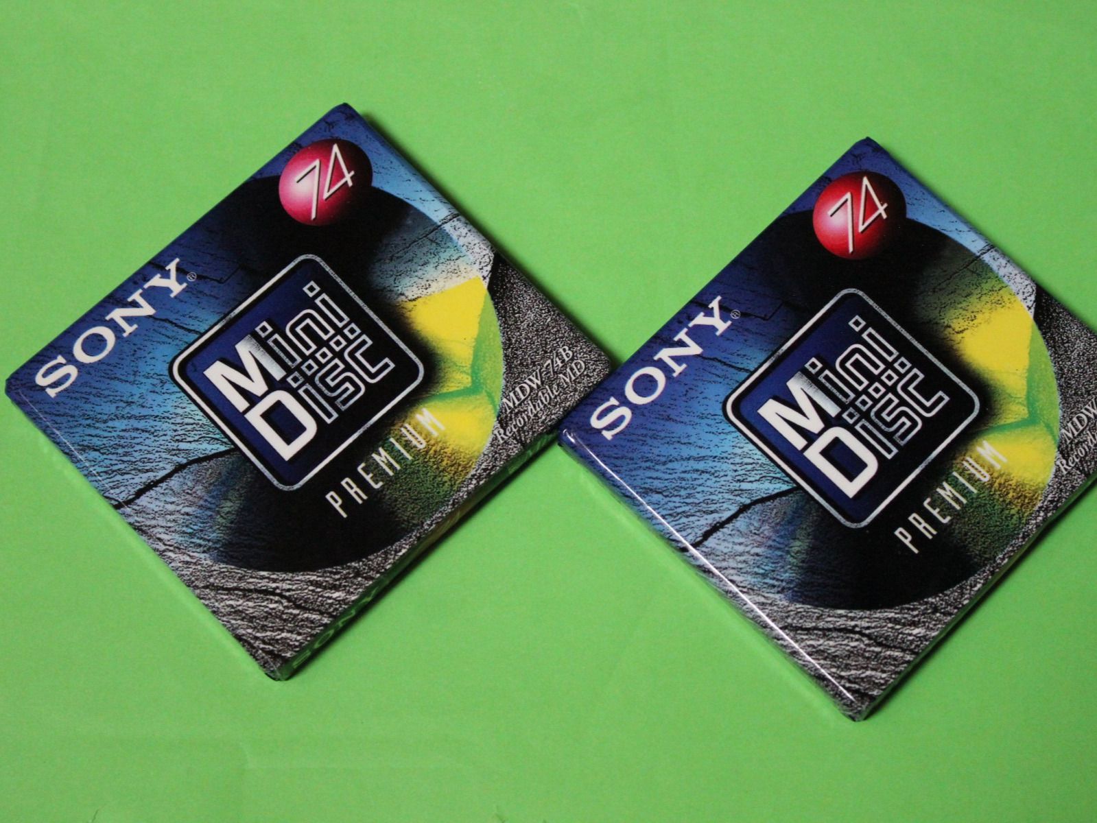 Sony Minidisc: 2 SONY Mini-Disc Premium 74 Minuten originalverpackt – Neu und originalverpackt aus Tübach von JamesStone