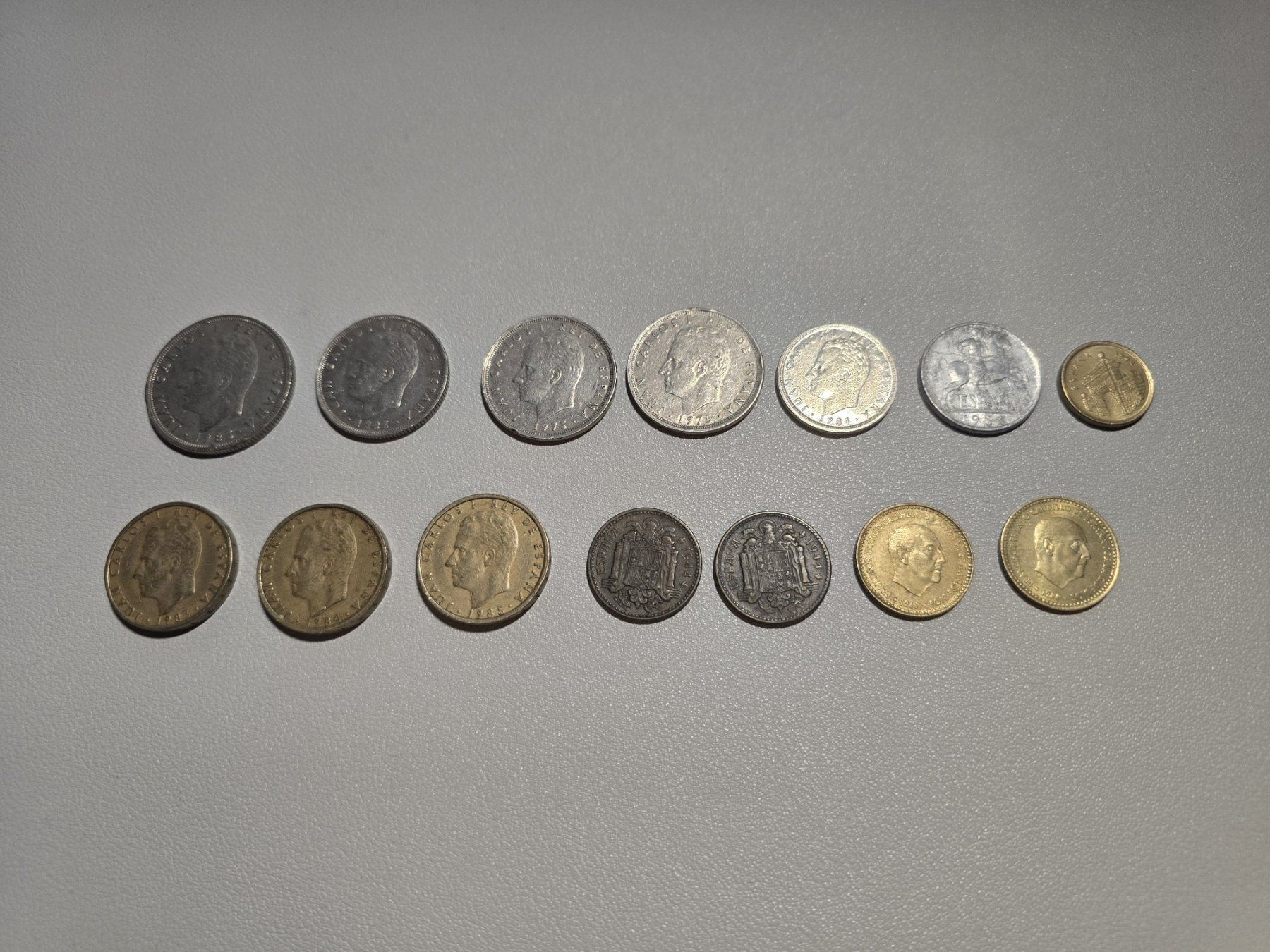 Tutti le monete: 14 Spanische Münzen – Usato da Steinerberg venduto da Bcsbcs 1