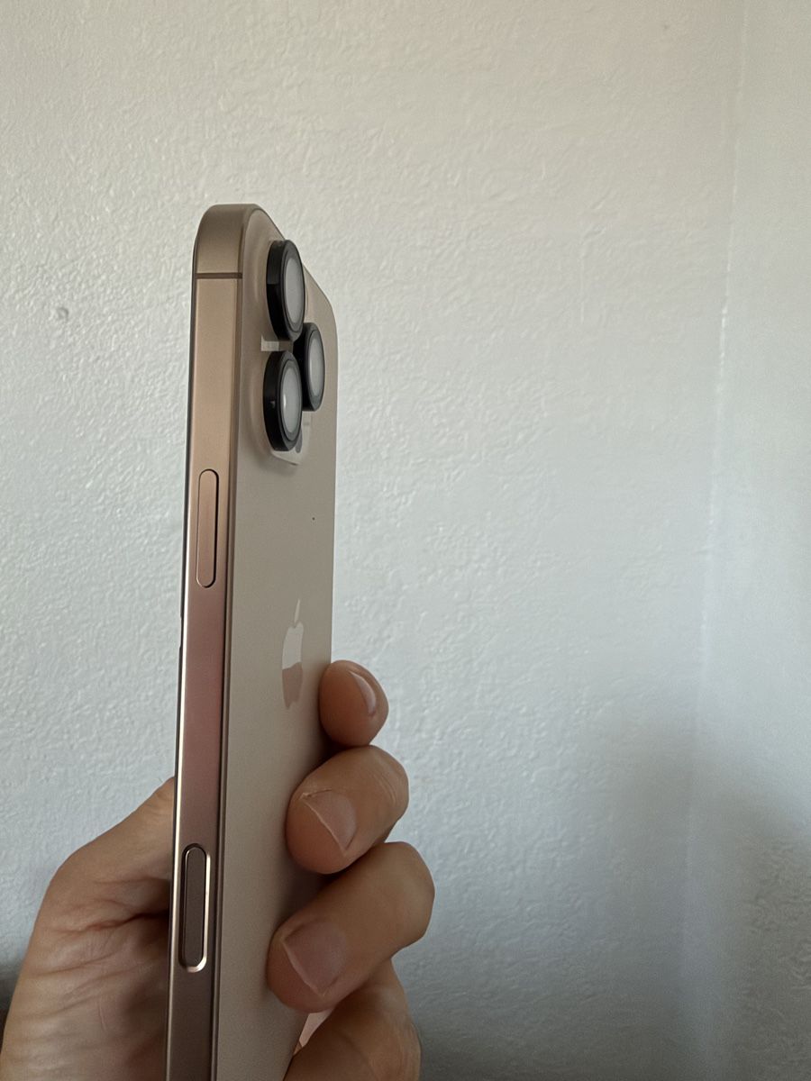 Apple Handys / Smartphones: I phone 16 Pro Max – Gebraucht aus Renan BE von aela1 5