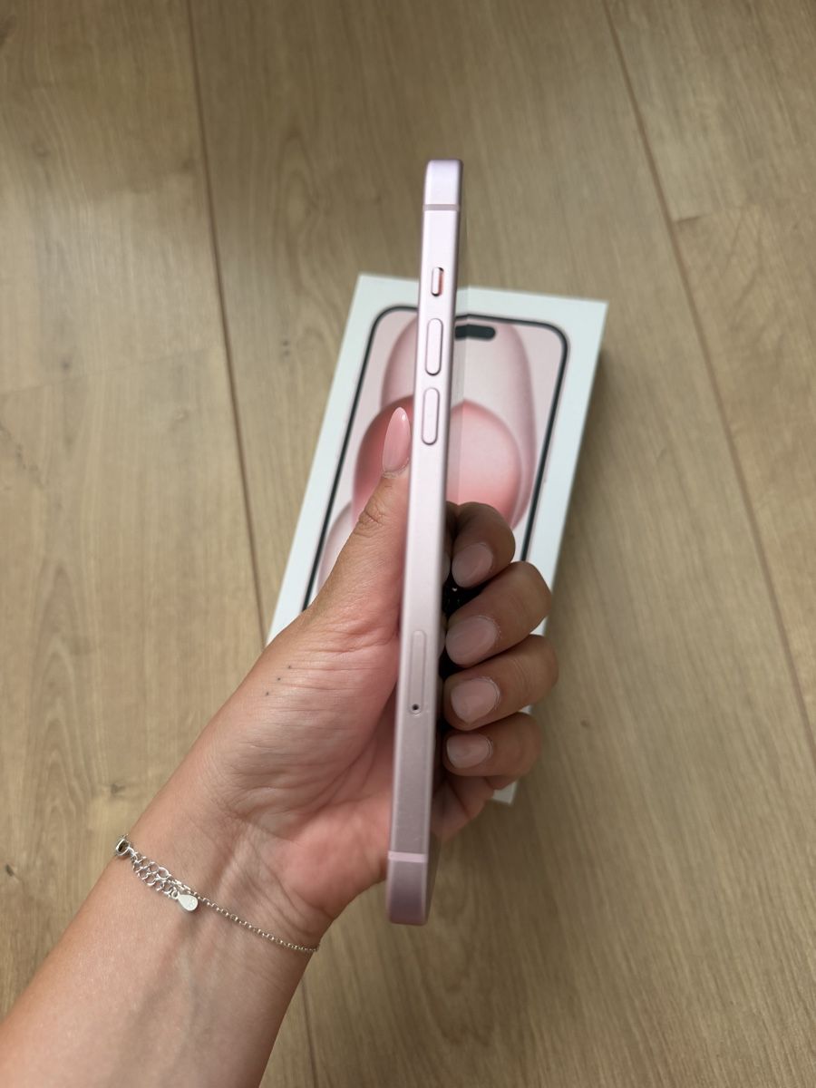 Apple Portables: Iphone 15 plus 256GB – D'occasion à Arbon par rg_dla 4