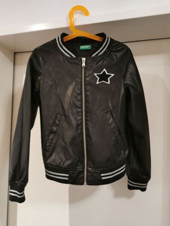 KUNSTLEDER JACKE BENETTON GR. 130, 8-9 JAHRE