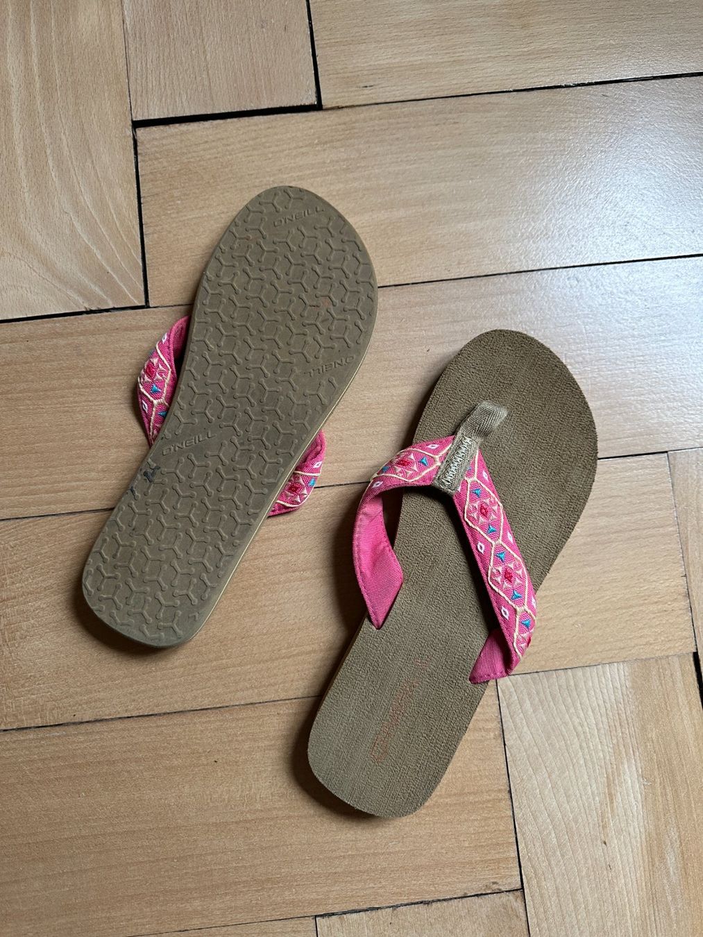 O'Neill Scarpe da donna: O'NEILL - Flip Flops rosa-braun 39 – Usato da Zürich venduto da Diazaio 2
