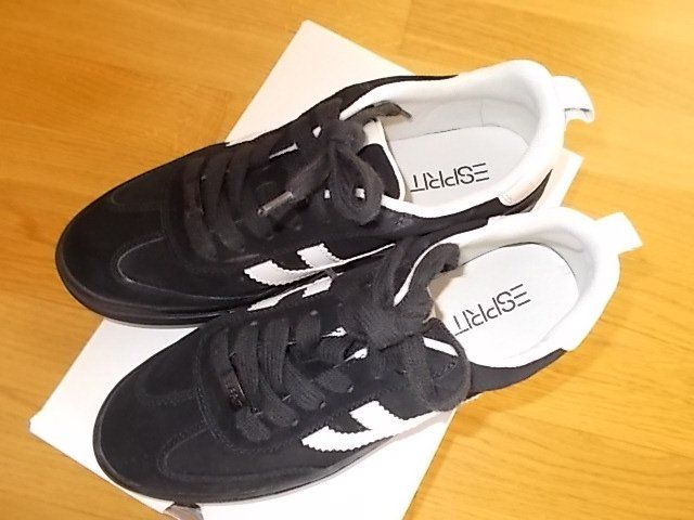 Esprit Scarpe da donna: Neue Sneakers von Esprit Gr.39 – Nuovo (secondo la descrizione) da Chexbres venduto da indi03 1