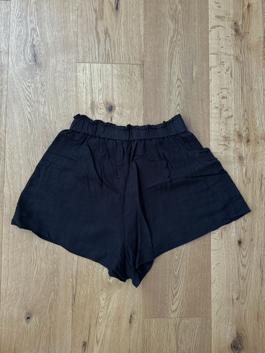H&M Pantaloni: H&M Short, Gr. S – Usato da Interlaken venduto da fbnscl 1