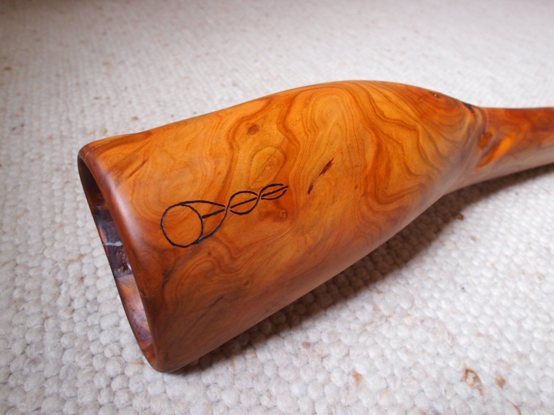 Musikinstrumente: Didgeridoo aus heimischem Aprikosenholz – Neu und originalverpackt aus Spiez von chr_k2br 4