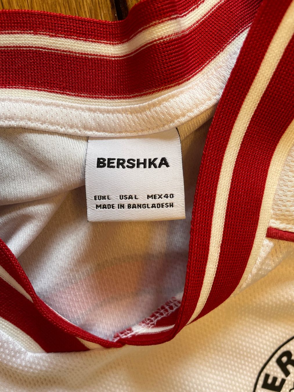 Canottiere & Pantaloni: Fussballtrikot – Usato da Bern venduto da Nino025 2