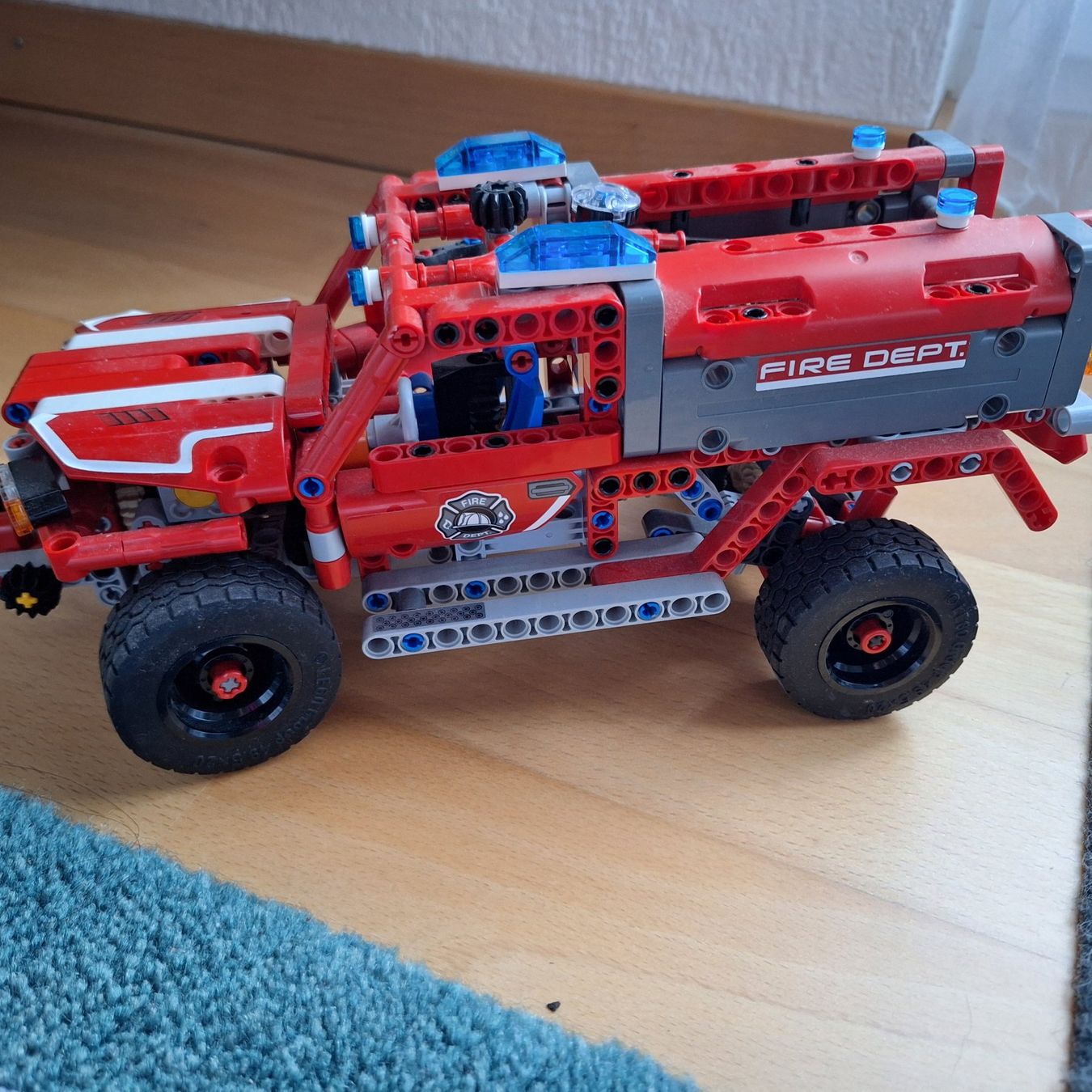 Lego Giocattoli: LEGO Technic Feuerwehrauto 42068 – Nuovo (secondo la descrizione) da Hettenschwil venduto da Schneuggi2 3