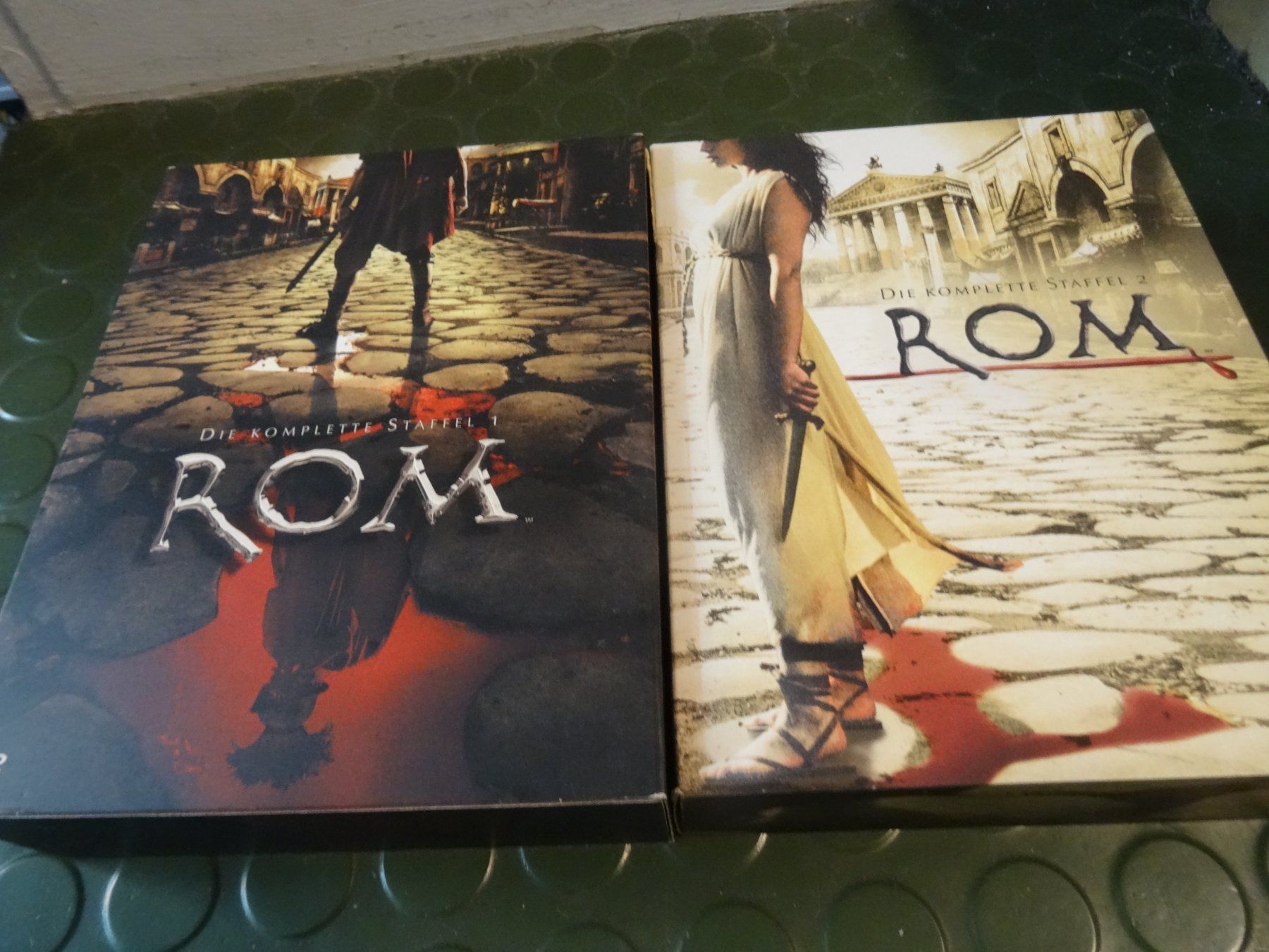 Tutti i DVDs: Rom Serie Staffel 1 + 2 DVD – Usato da Olten venduto da Disc-Verkauf