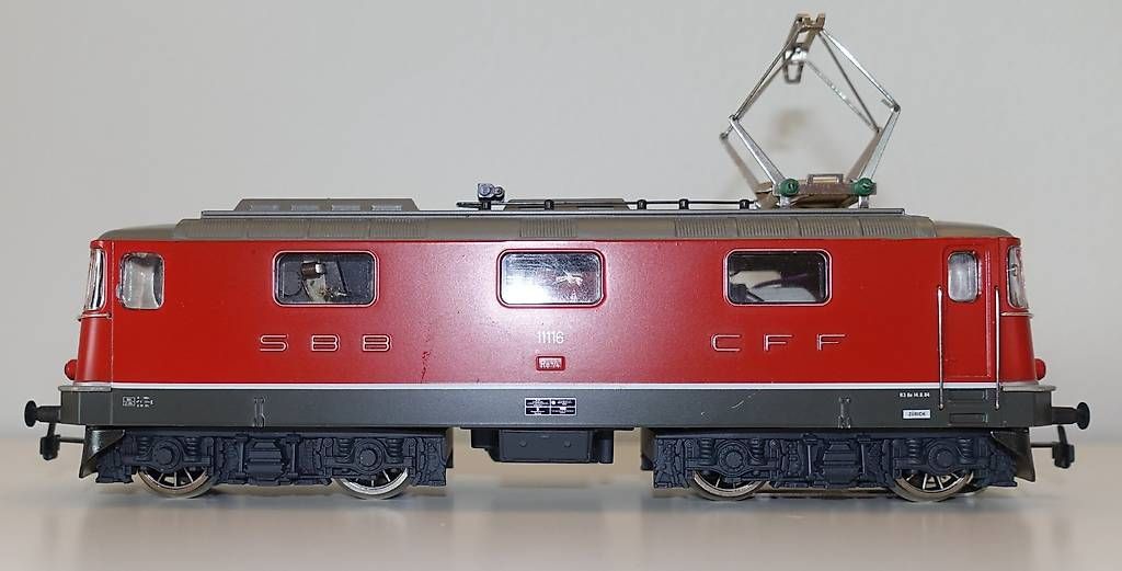Modellini di ferrovie: HAG 162  /  SBB Re 4/4 II  11116 – Usato da Meilen venduto da alazan 1