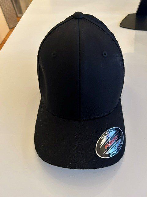 Flexfit Copricapi, berretti & cappellini: Flexfit Cap Wooly Combed Style 6277 – Nuovo (secondo la descrizione) da Schötz venduto da Masterpvo