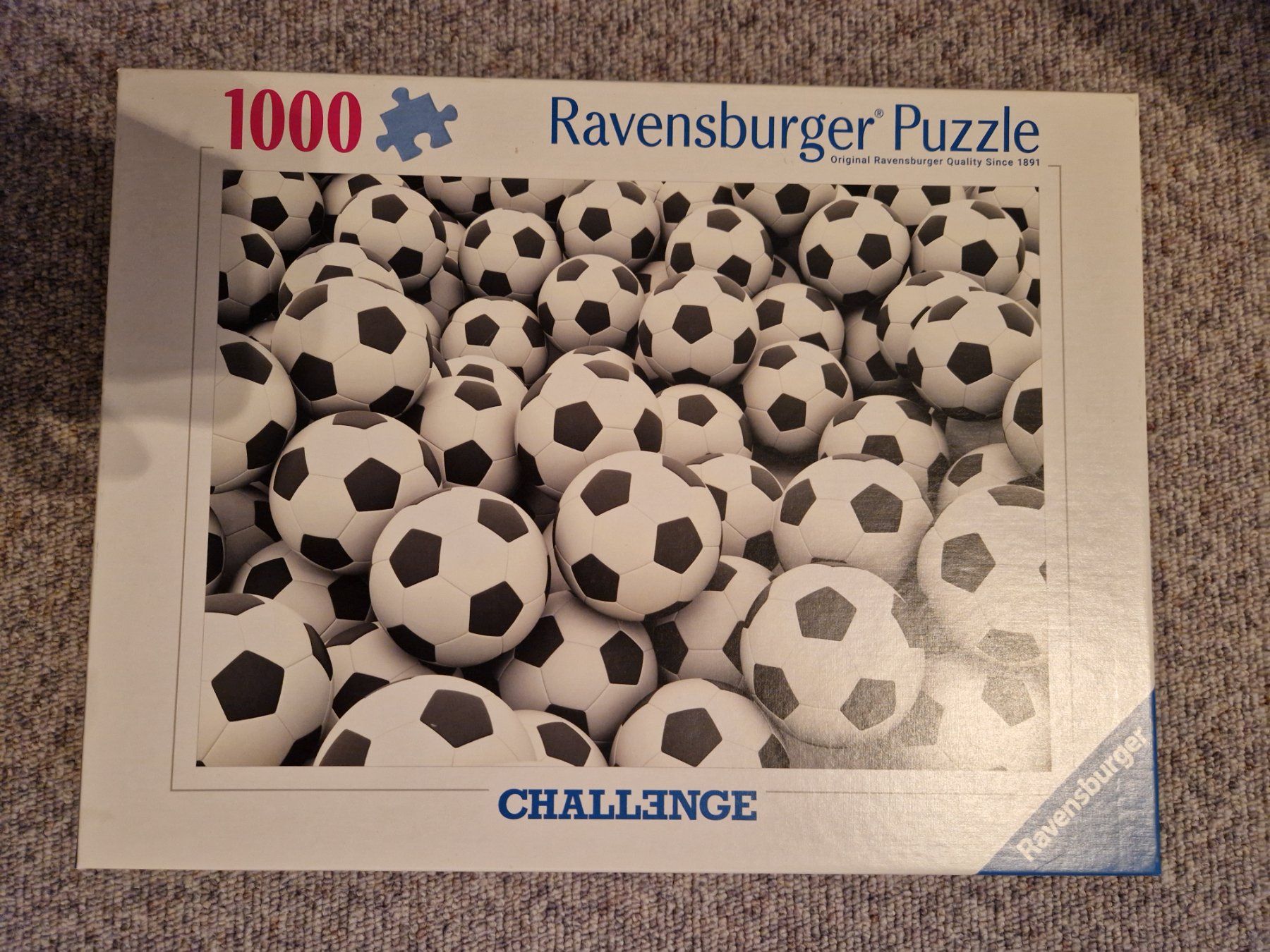Ravensburger Puzzle: Ravensburger Puzzle 1000, Challenge, sehr schwer!! – Usato da Dübendorf venduto da Nadja66