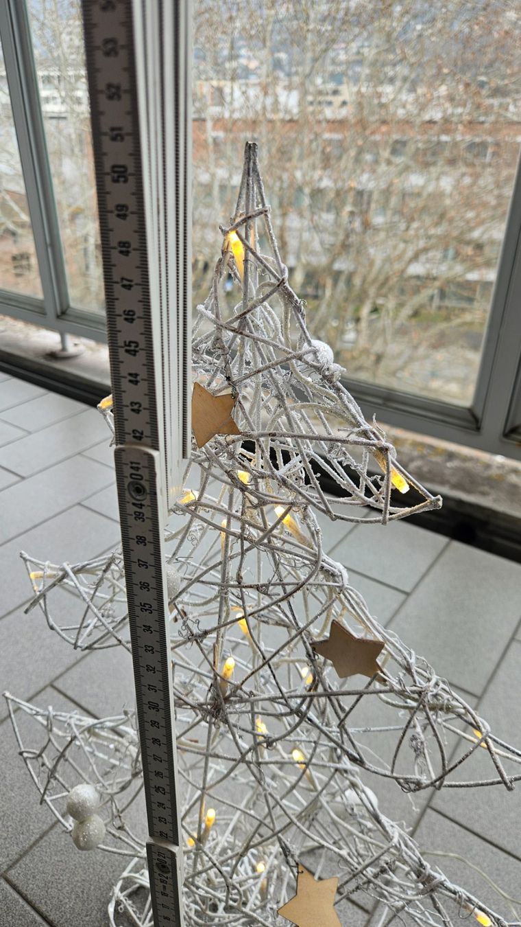 Tutte le decorazioni: Albero di Natale luminoso – Usato da Melano venduto da H-Sara 1
