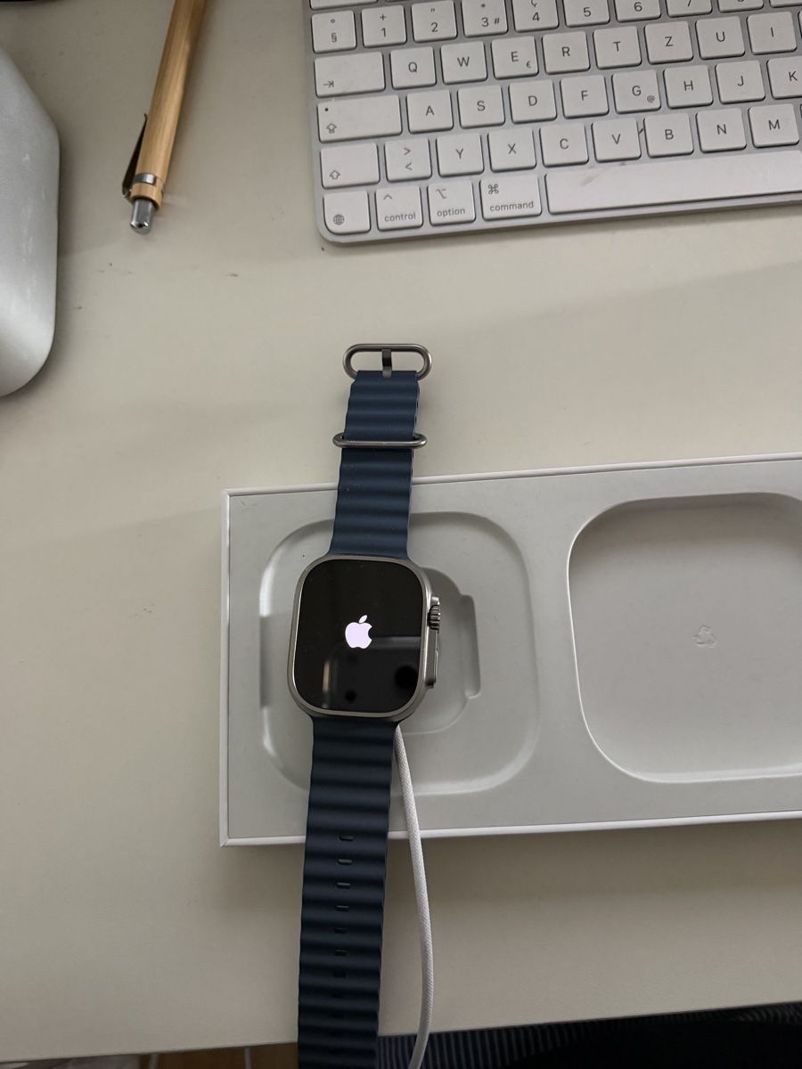 Apple Smartwatch: Apple Watch Ultra 3  – Nuovo (secondo la descrizione) da Neuchâtel venduto da dab_6xr9 2