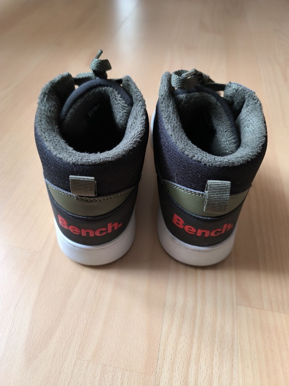 Bench Scarpe da uomo: Neuer Turnschuh von Bench Gr.38 – Nuovo (secondo la descrizione) da Oberdiessbach venduto da Zwerg82 2