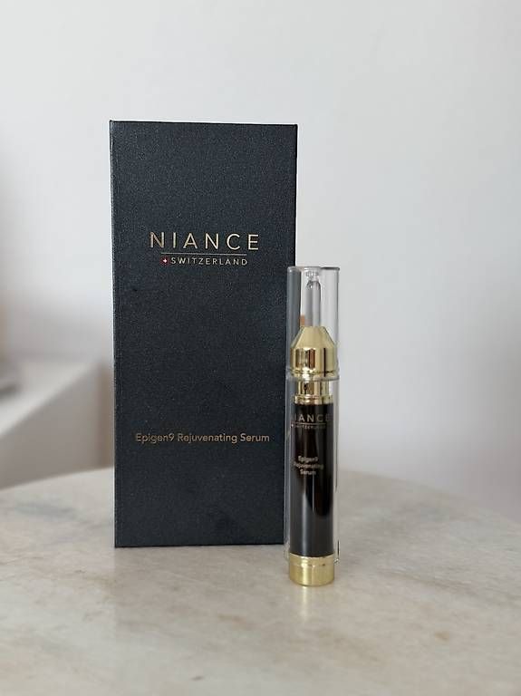 Cura del viso: Niance  Luxus Serum Epigen9 Rejuvenating  – Usato da Glattbrugg venduto da Blogger73