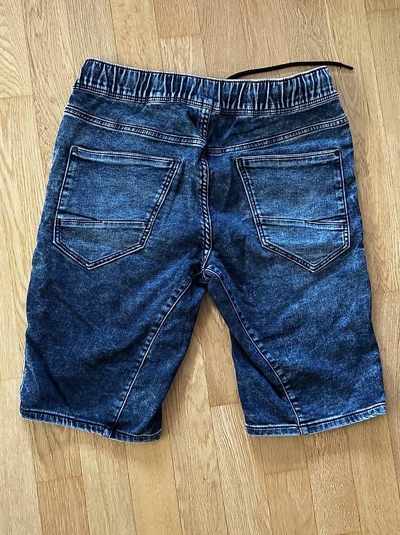 Pantalons: Jeans Short – D'occasion à Dornach par jon_687v 1