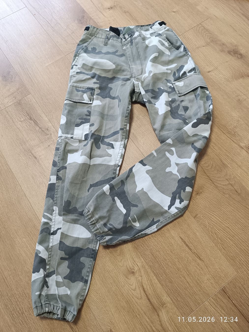 Pantaloni: Cargohose – Usato da Ilanz venduto da Secnd_hand