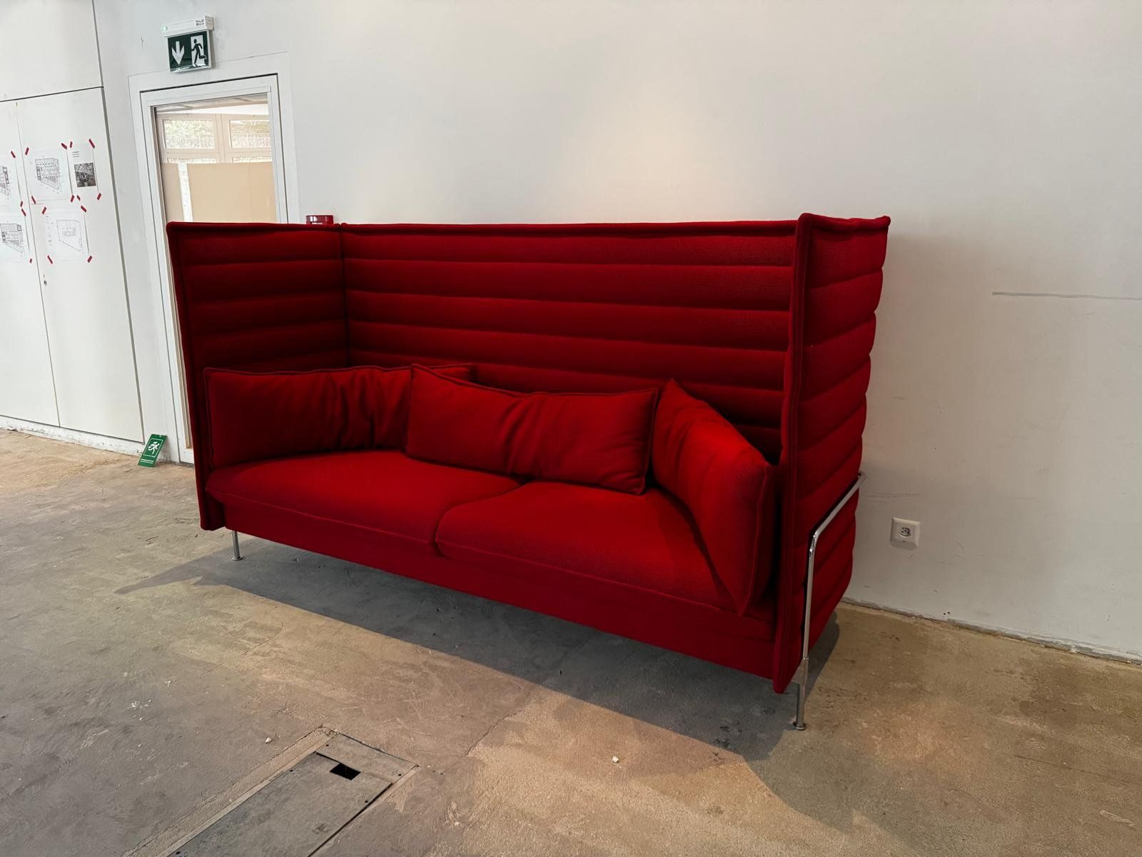 Vitra Sofas: Vitra Alcove 3er Sofa Rot – Gebraucht aus Zürich von Zapro 2