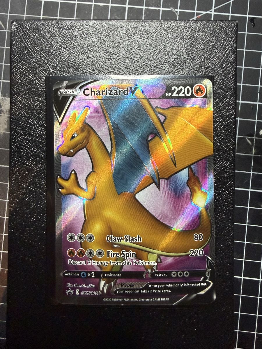 Pokémon Cartes à collectionner: Charizard V SWSH050 top Zustand  – Neuf (Voir description) à Pratteln par nic_c2gw