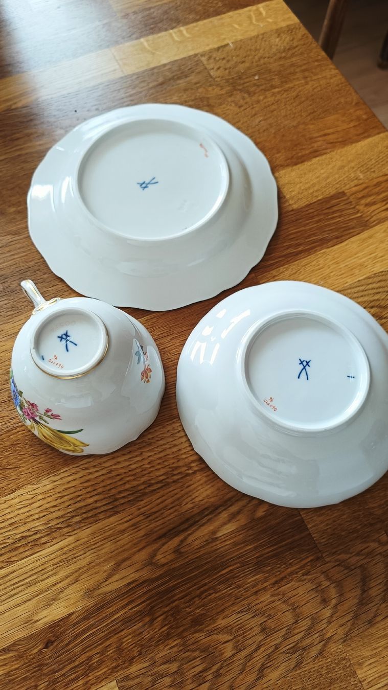Set di piatti: Meissen Sammeltasse mit Teller – Nuovo (secondo la descrizione) da Worb venduto da aljady 3