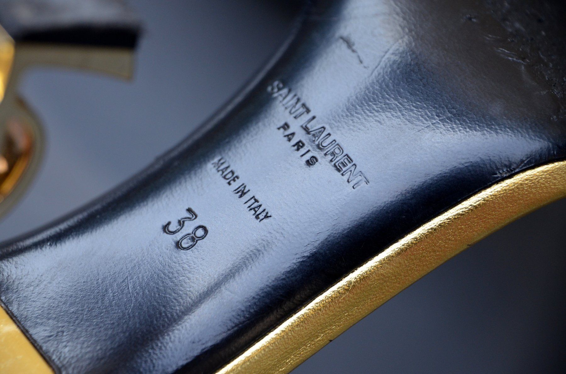 Saint Laurent Damenschuhe: Saint Laurent Sandalen / sandales .38 – Gebraucht aus Collonges von Auganien 9
