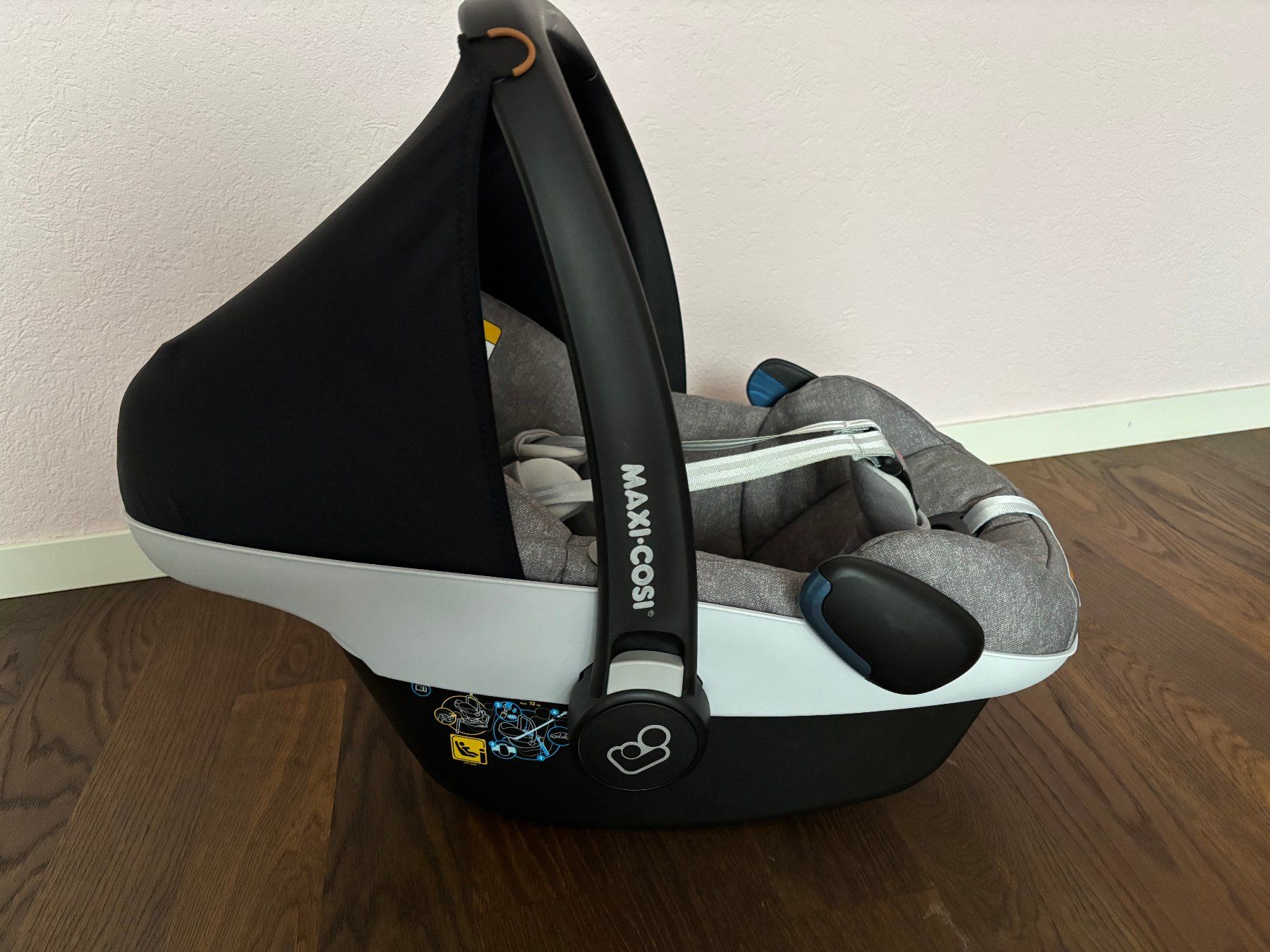Maxi-Cosi Seggiolini per auto: Maxi Cosi Pebble Pro Babyschale mit ISOFIX i-Size – Usato da Ueberstorf venduto da Marco790 4