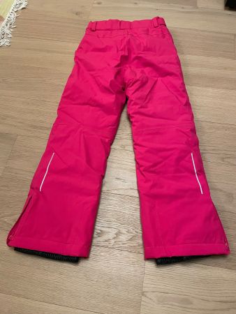 Neue Skihosen Grösse 140 cm - Trevolution