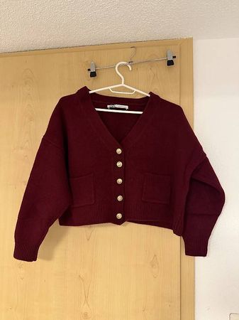 Bordeauxfarbener Zara Cardigan