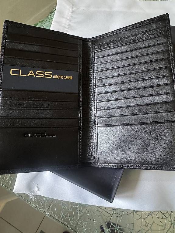 Altro in  Abbigliamento & Accessori: Neu Roberto Cavalli Karten Etui  – Usato da Bern venduto da Ninitto 3