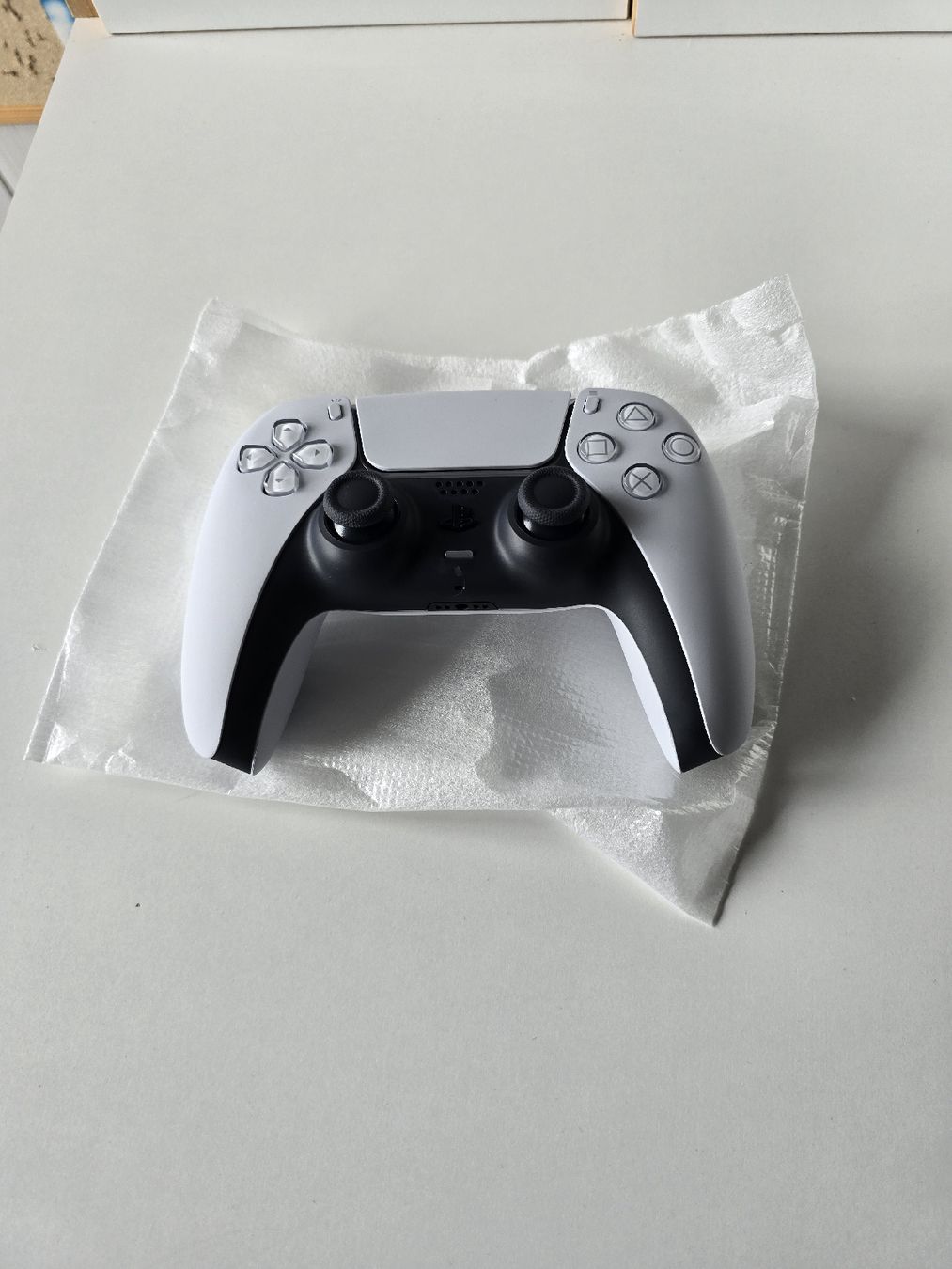 Sony Manettes: Playstation 5 Controller Neu – Neuf avec emballage d'origine à Beatenberg par cstaehli