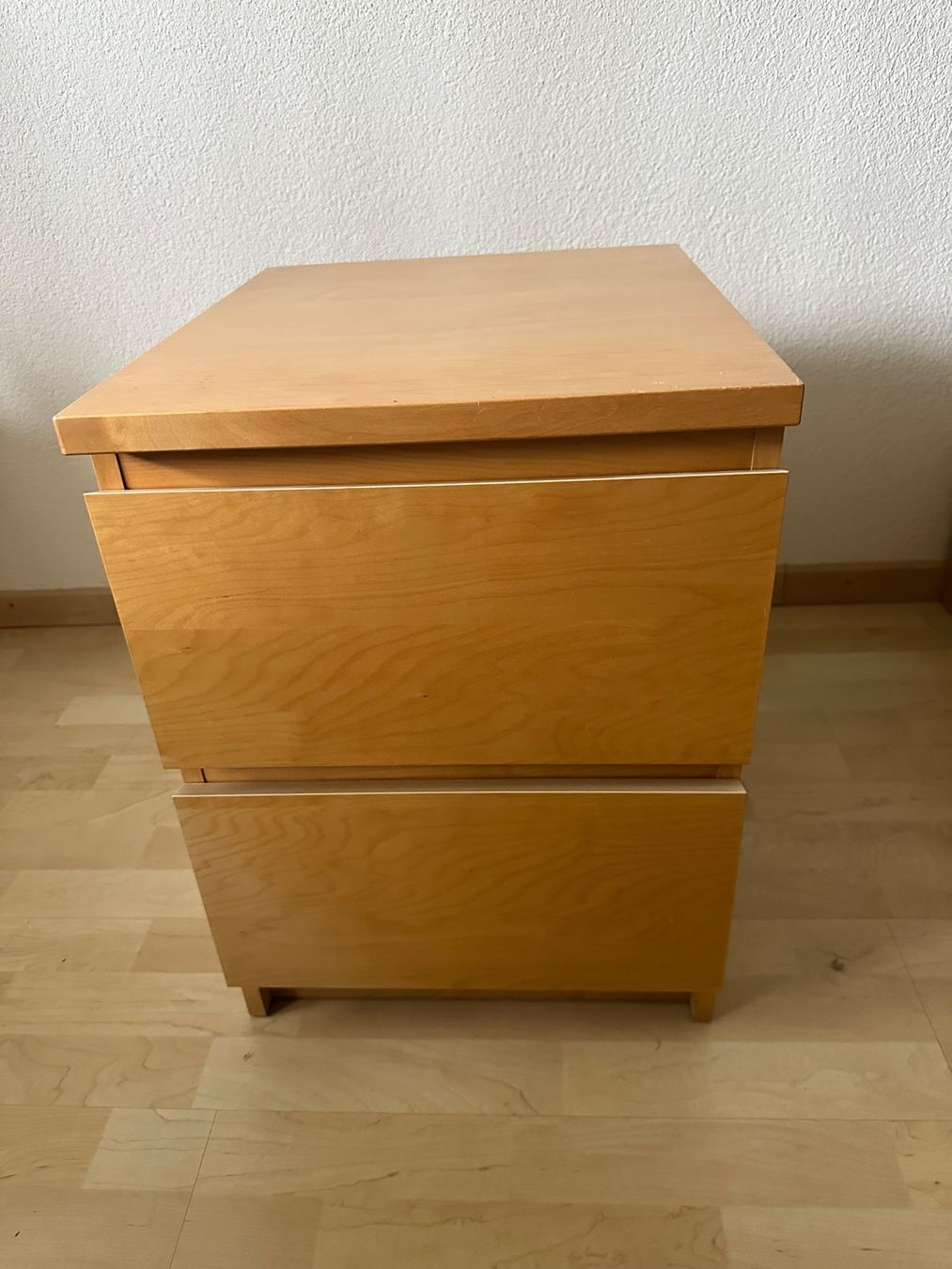 Ikea Letti: Bett und 2 Nachttische Malm – Usato da Pfäffikon ZH venduto da AnjaAlbertin 1