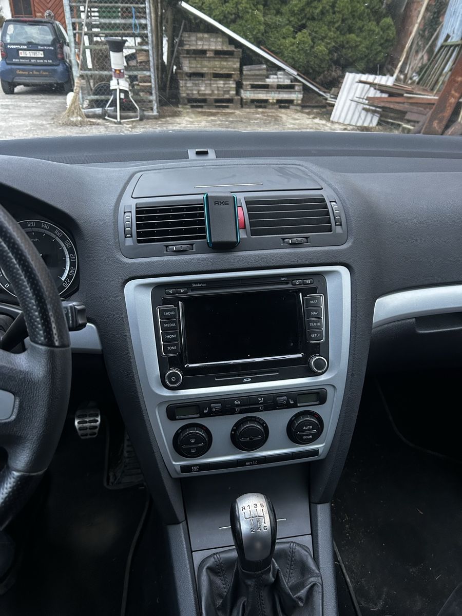 Skoda Automobili: Skoda Octavia RS Kombi – Usato da Birwinken venduto da Swissseller1408 4