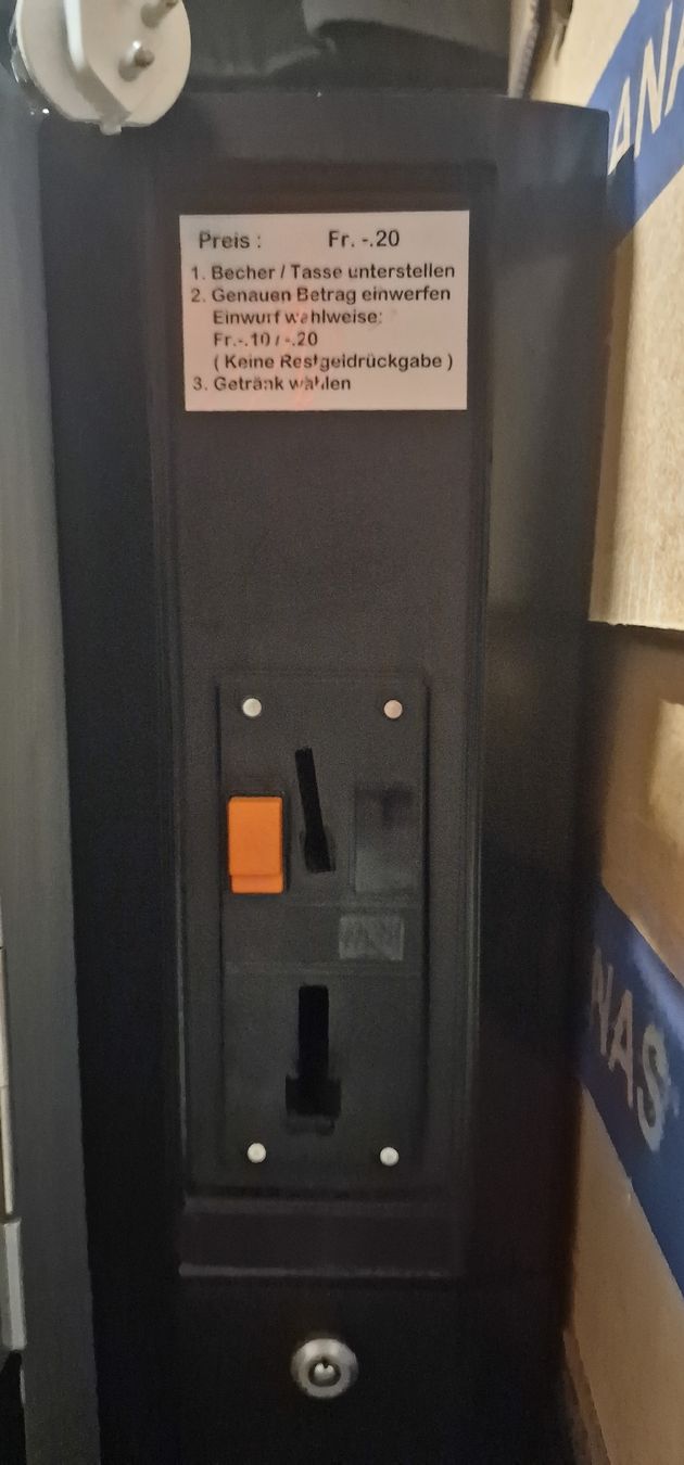 Machines à café & Machines à expresso: Necta Koro Vending Kaffeemaschine gebraucht – D'occasion à Gossau SG par Gossau_CH 1