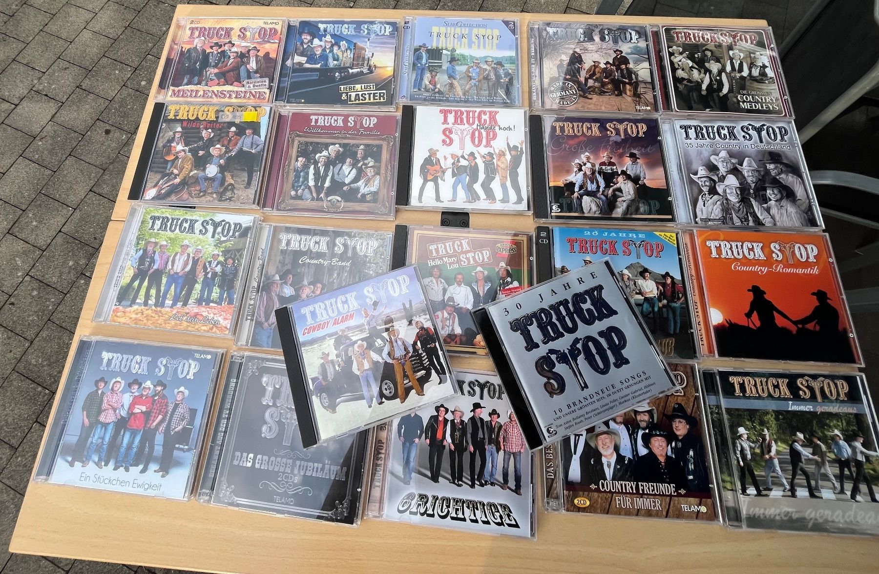 CDs: CD Samlung - TRUCK STOP - Country Musik – D'occasion à Menziken par Hotdevil1 1