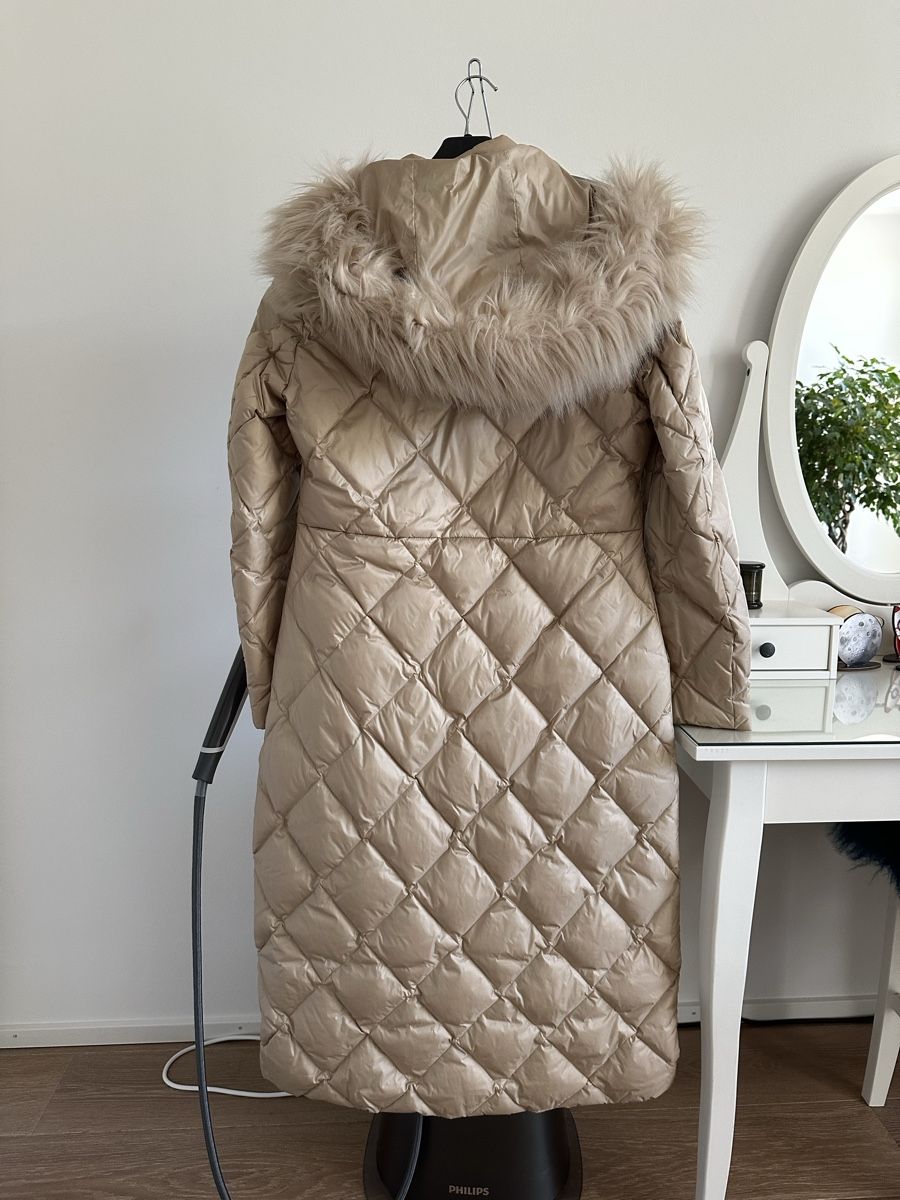 Liu Jo Mäntel: Liu Jo Luxury Down Padded Coat, Size EU 36, Beige – Neu (gemäss Beschreibung) aus Langnau am Albis von vitaklimova 1