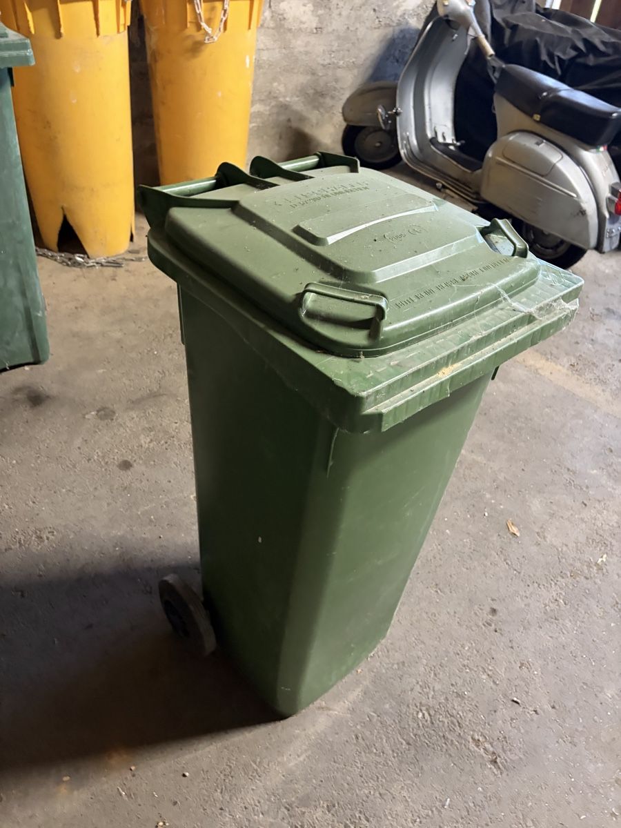 Contenitori edile: Grüncontainer – Usato da Wettingen venduto da Nici1932 1