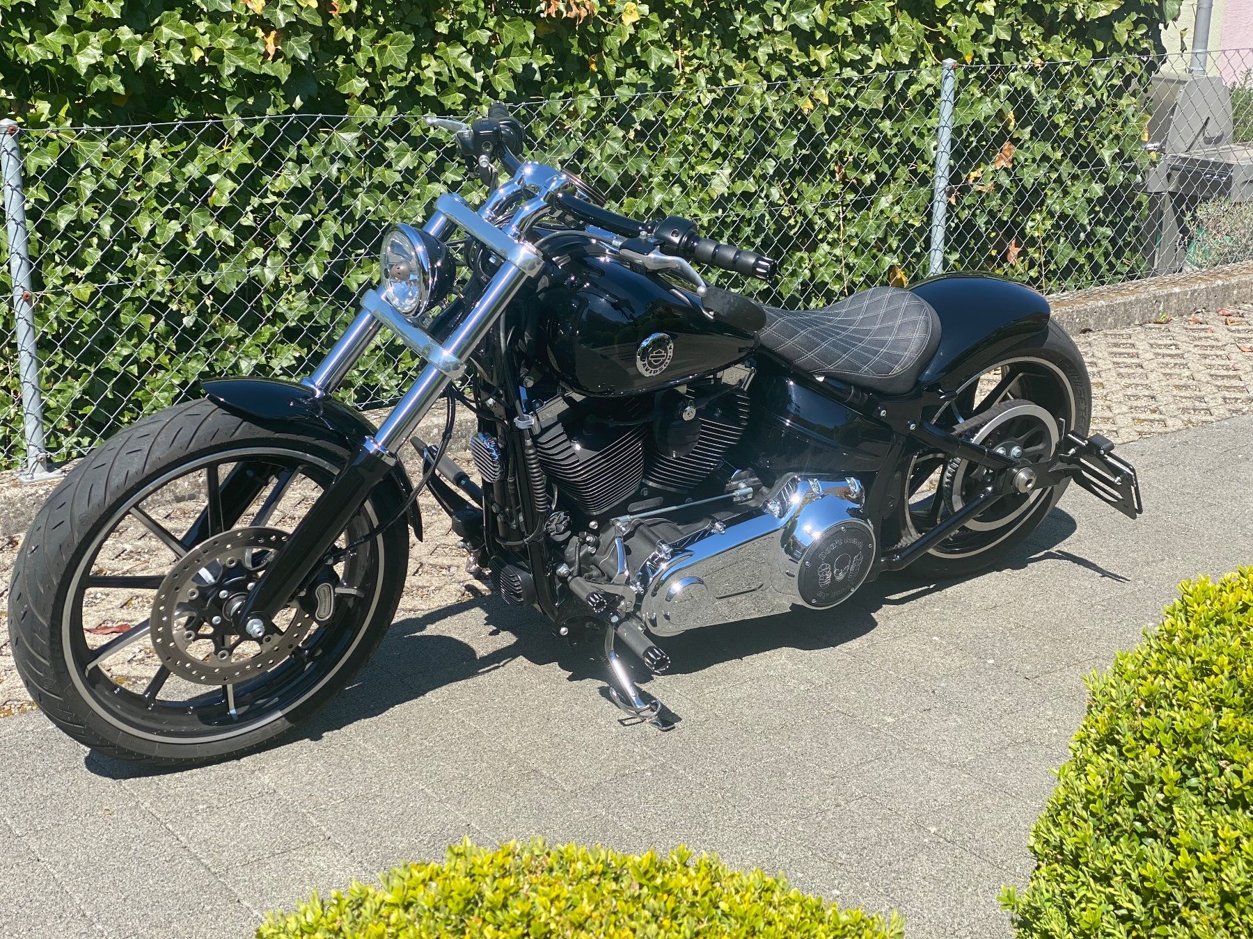 Harley-Davidson Chopper: Harley-Davidson FXSB Softail Breakout, MFK 16.06.26 – Usato da Thun venduto da rodor 2